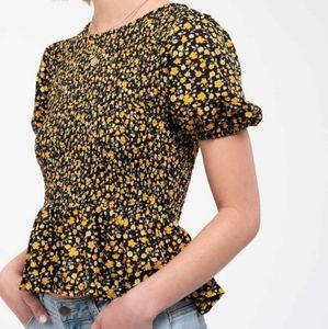 Peplum Shirred & Puff sleeve shirt